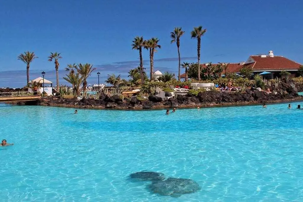 Sunnyland Lago Martianez 4 contacts